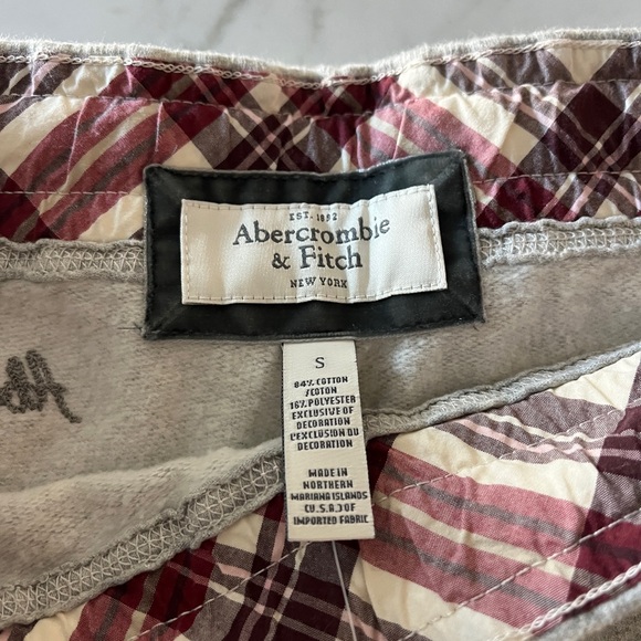 Abercrombie  fitch shorts - Picture 2 of 5